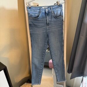 We The Free | High-Rise Slim Jeans in Light Blue Wash